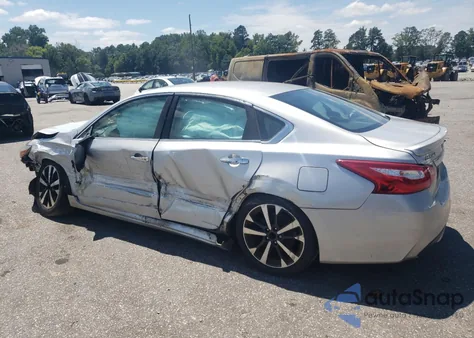 2016 Nissan Altima 2.5 z USA, uszkodzony, nr VIN 1N4AL3AP9GC145495